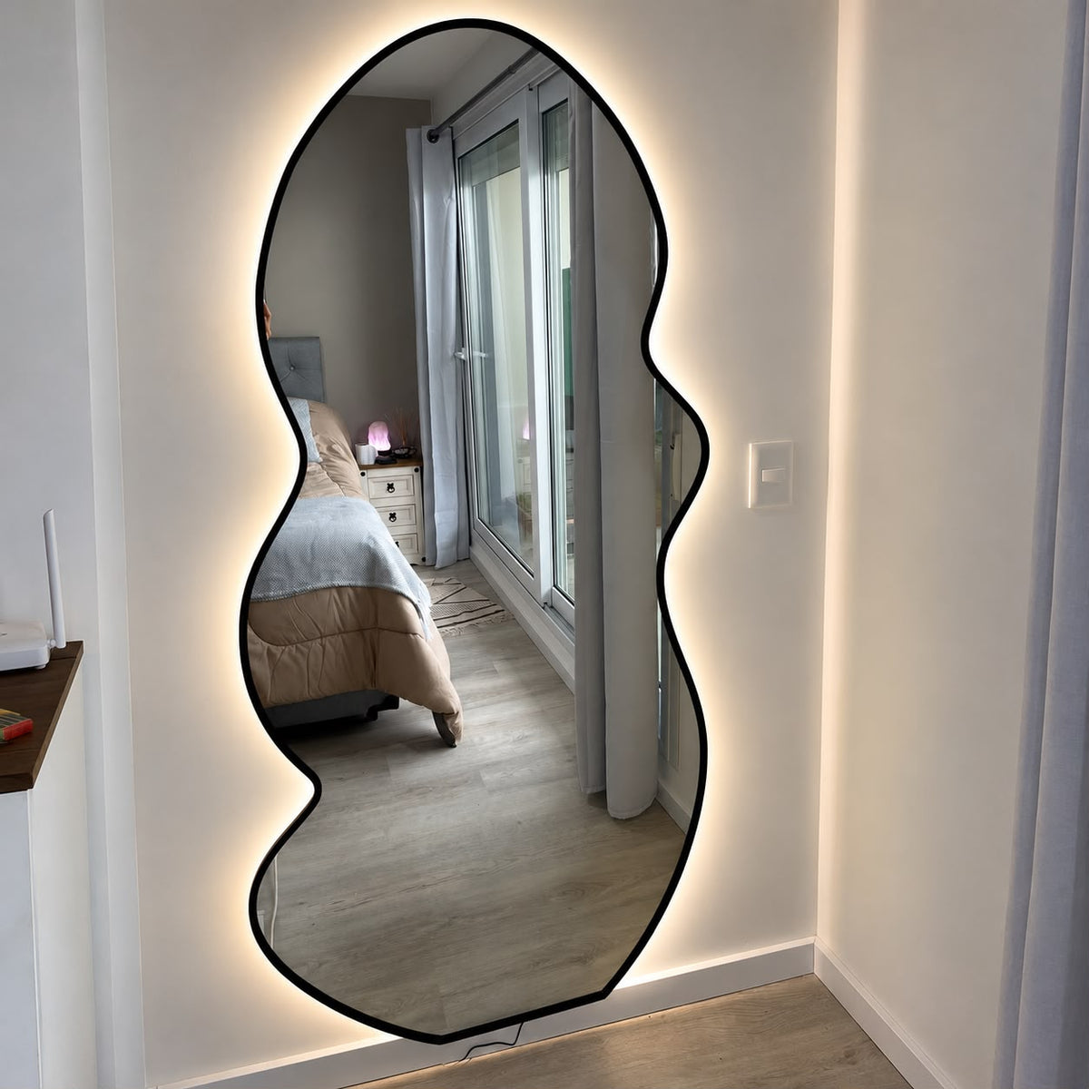 Espejo Irregular Waves con Luz LED – 80cm x 180cm